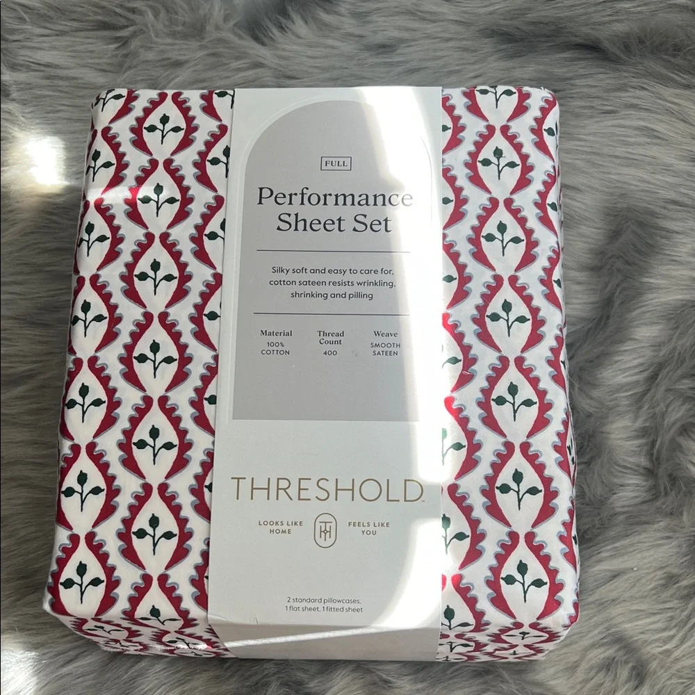 Threshold Performance Sheet Set - Burgundy and White